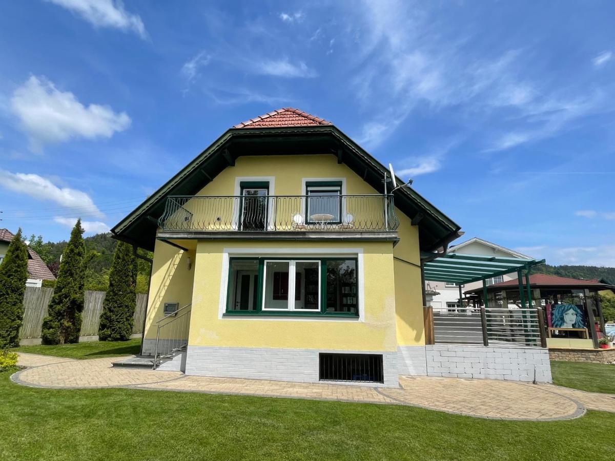 Apartment Schlossbergblick Griffen المظهر الخارجي الصورة